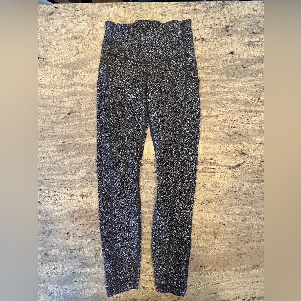 Athleta Black White Ultimate Stash Textured 7/8 Tight Leggings Pants XXS